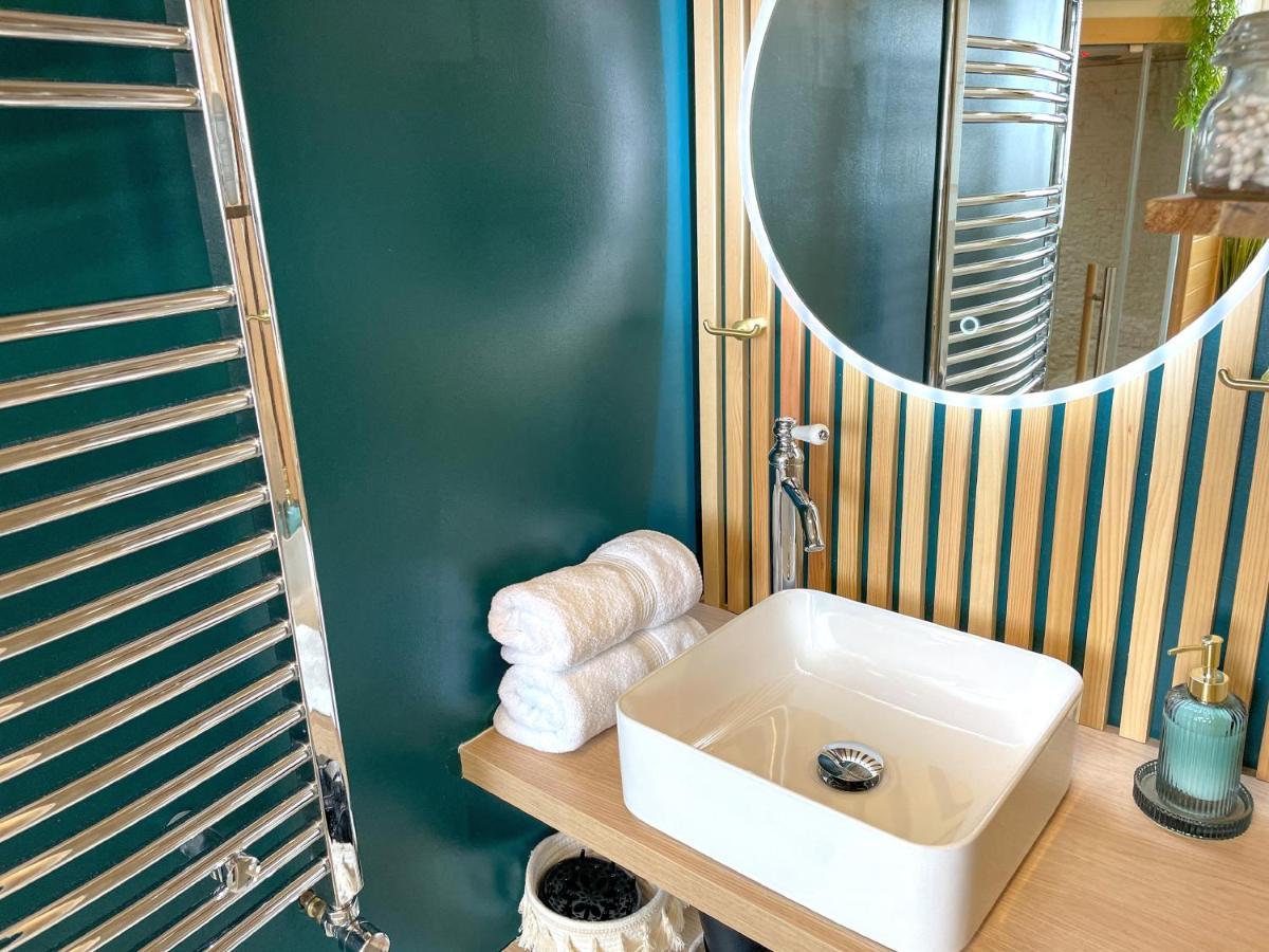 Votre Escale Boule D Or Sauna & Spa Niort Exterior foto